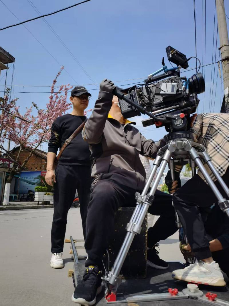 洞头县广告片拍摄：快消品牌爆款之选，网感内容适配社媒传播！